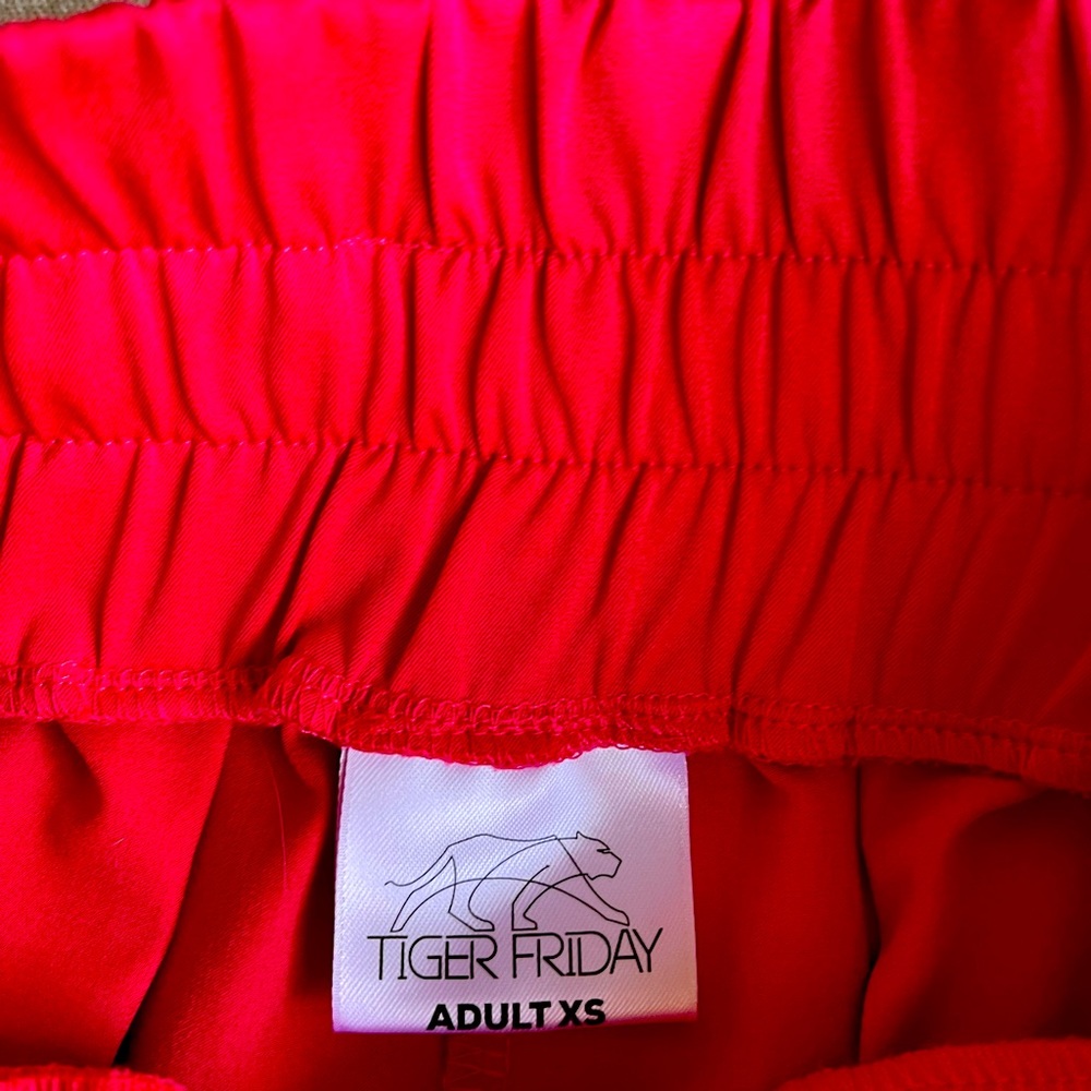 Tiger Friday AXS red